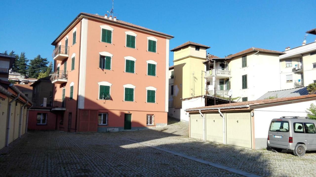 Casa Costa Outlet 5 Appartement Serravalle Scrivia Buitenkant foto